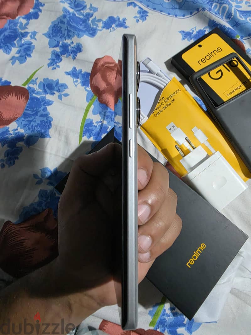 Realme GT 6 3