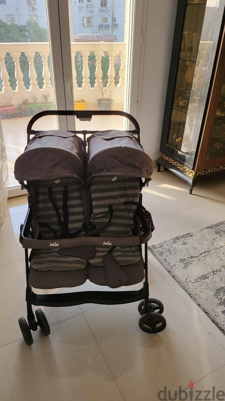 Joie twin double stroller perfect condition 1