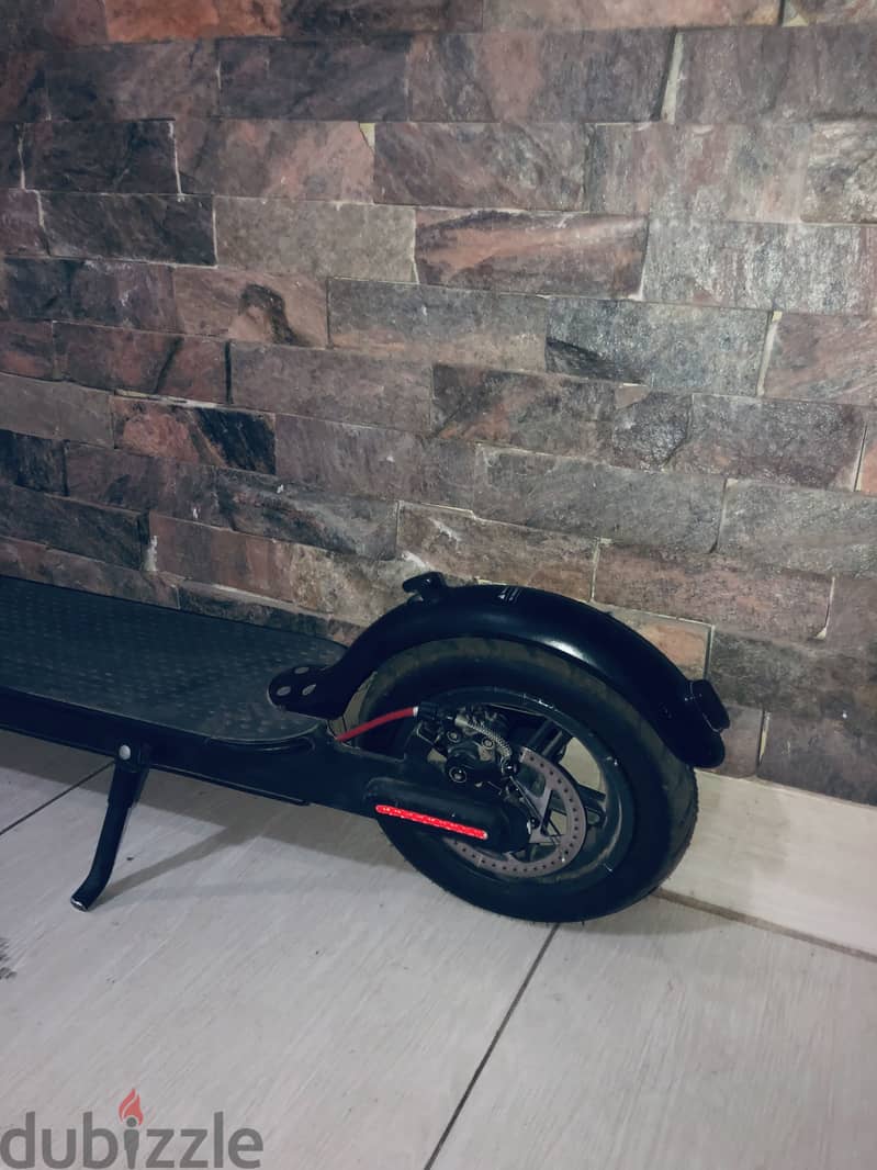 Electric scooter pro 2 3