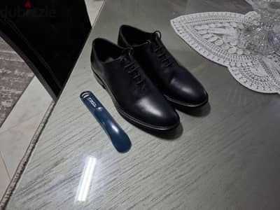 جزمة برونتو موديل Pronto Oxford Plain مقاس ٤٣ جديدة