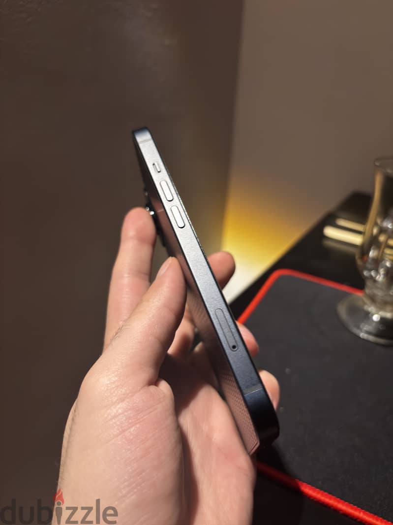Apple - iPhone 13 4