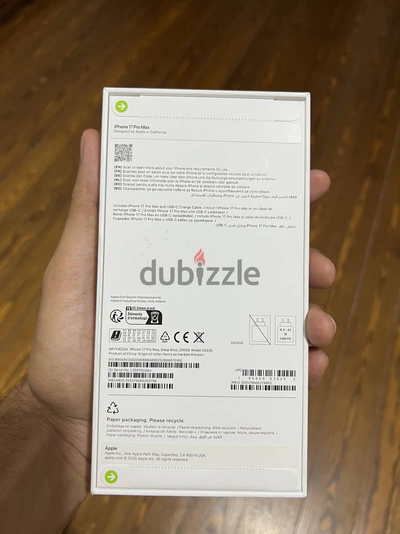Apple - iPhone 17 Pro Max 1