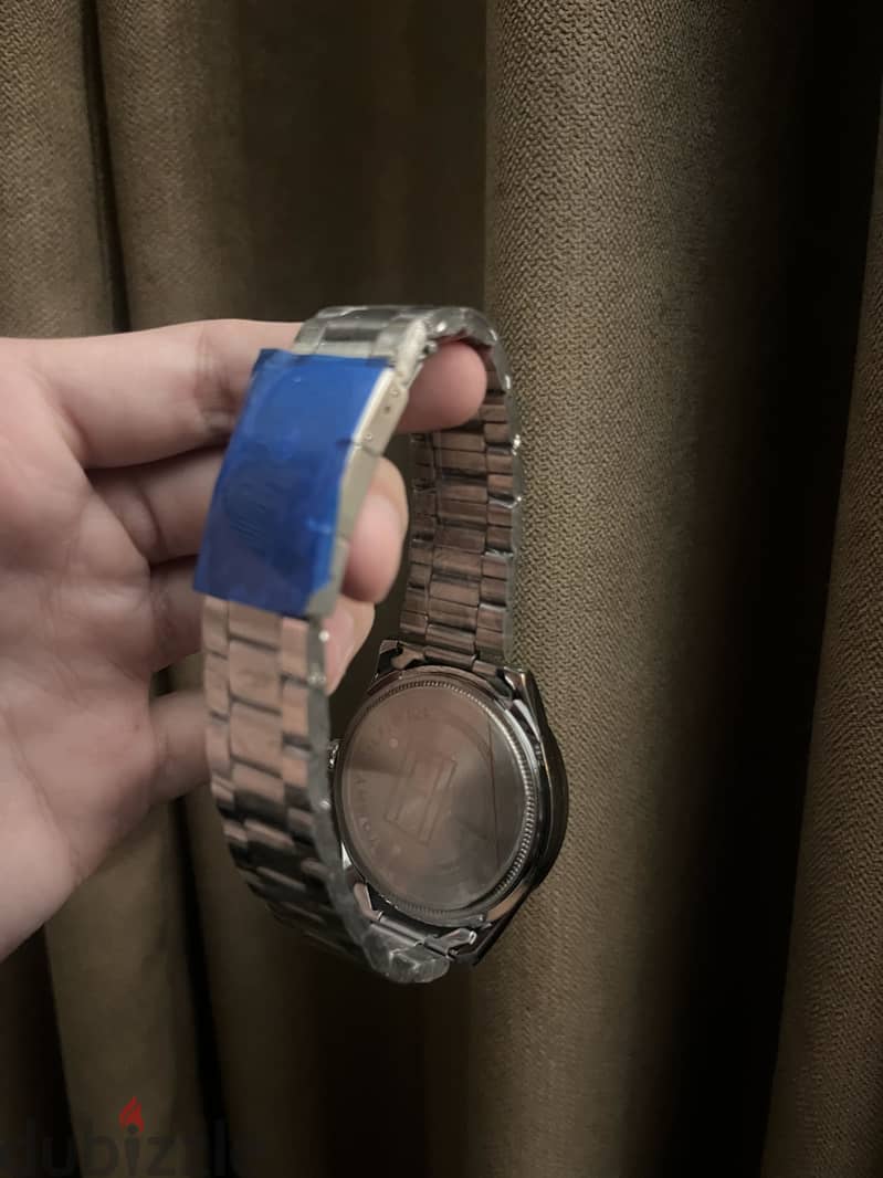 Tommy Hilfiger watch 1