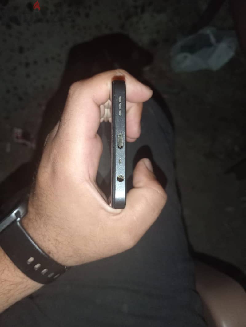 محسن. 2