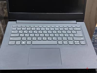Lenovo V14-IIL 82C4