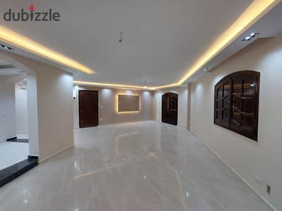 Luxurious apartment for rent in the first neighborhood, neighboring 7