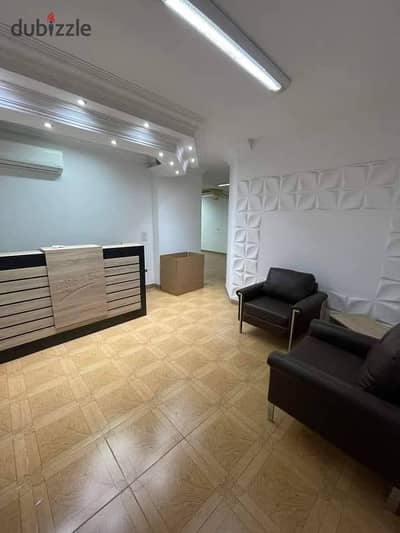 Furnished office for rent, licensed, in a new tower, first use, with air conditioning for all administrative purposes, 450m