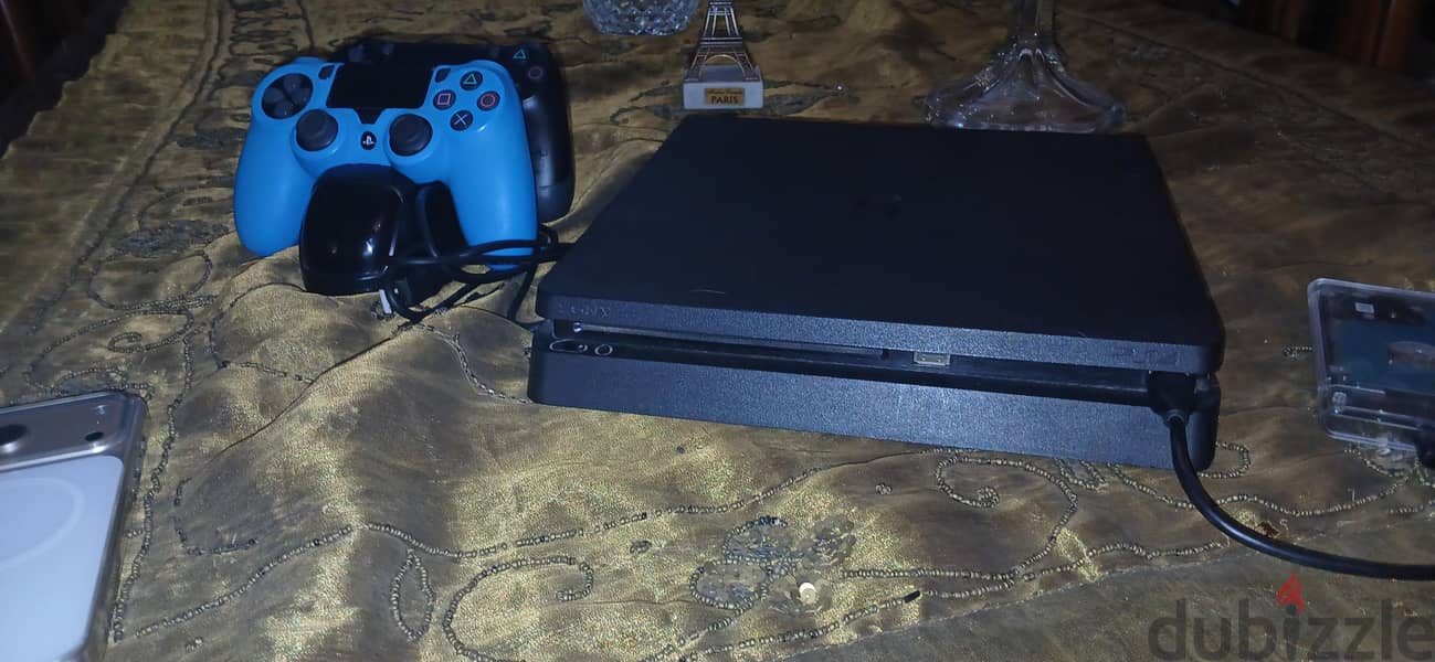 ps4 slim 1tb used like new 1