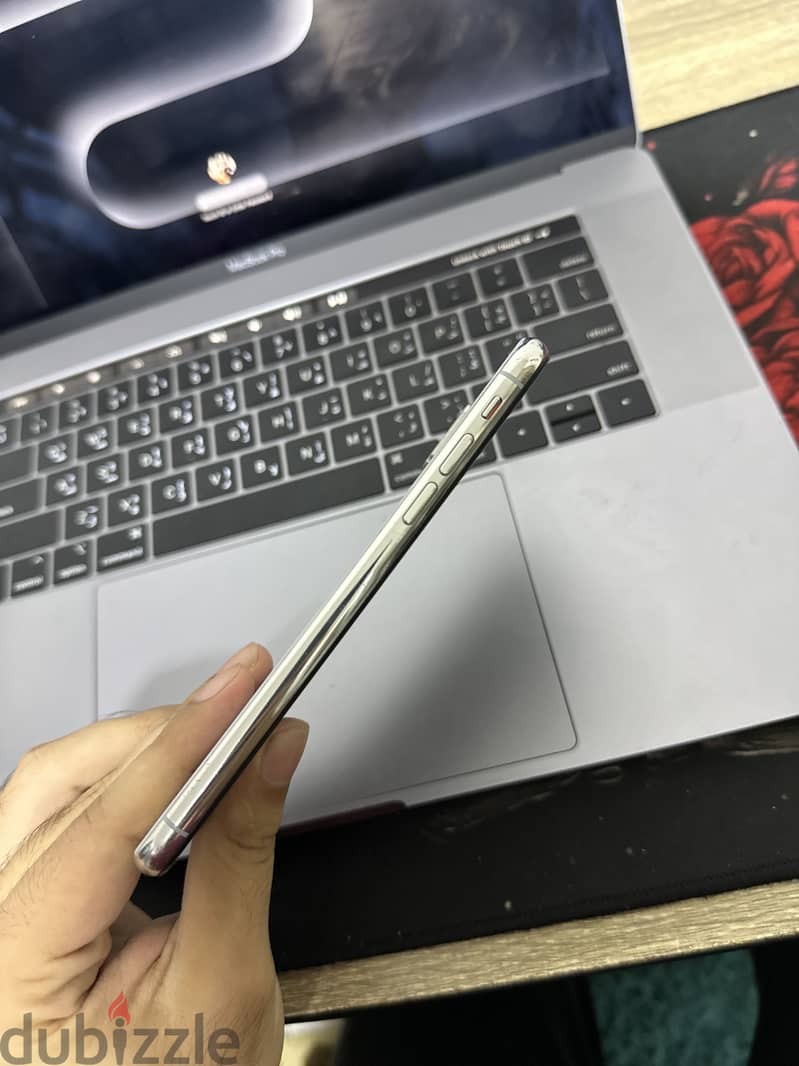 Apple - iPhone XS 3