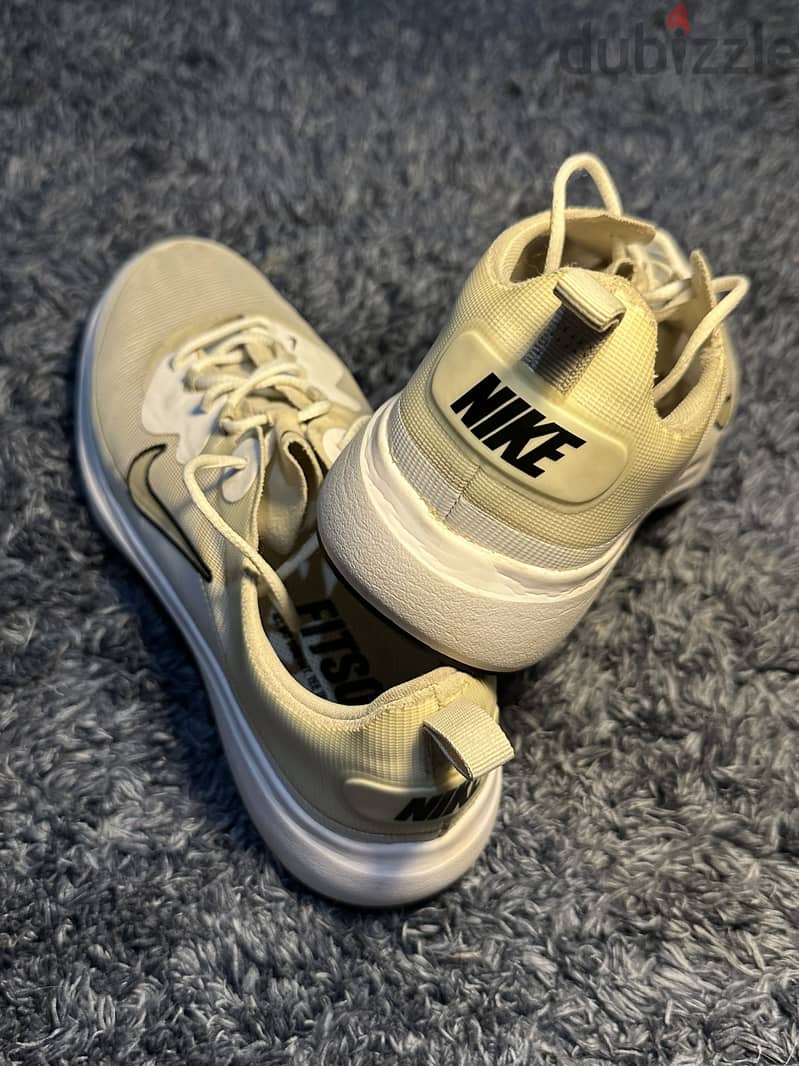 Nike Ace 5