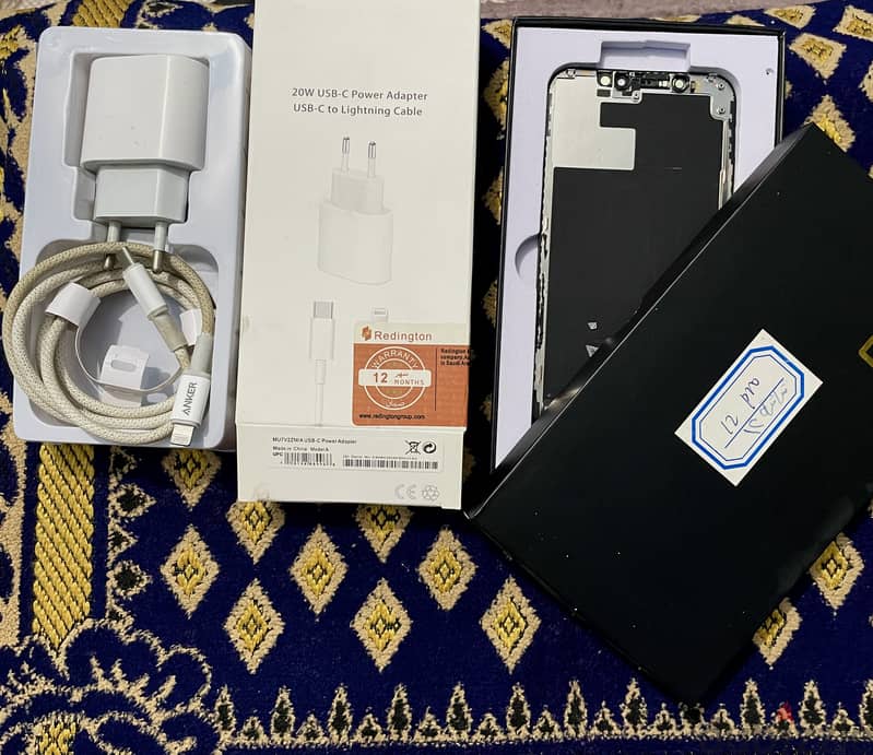 iPhone 12 6