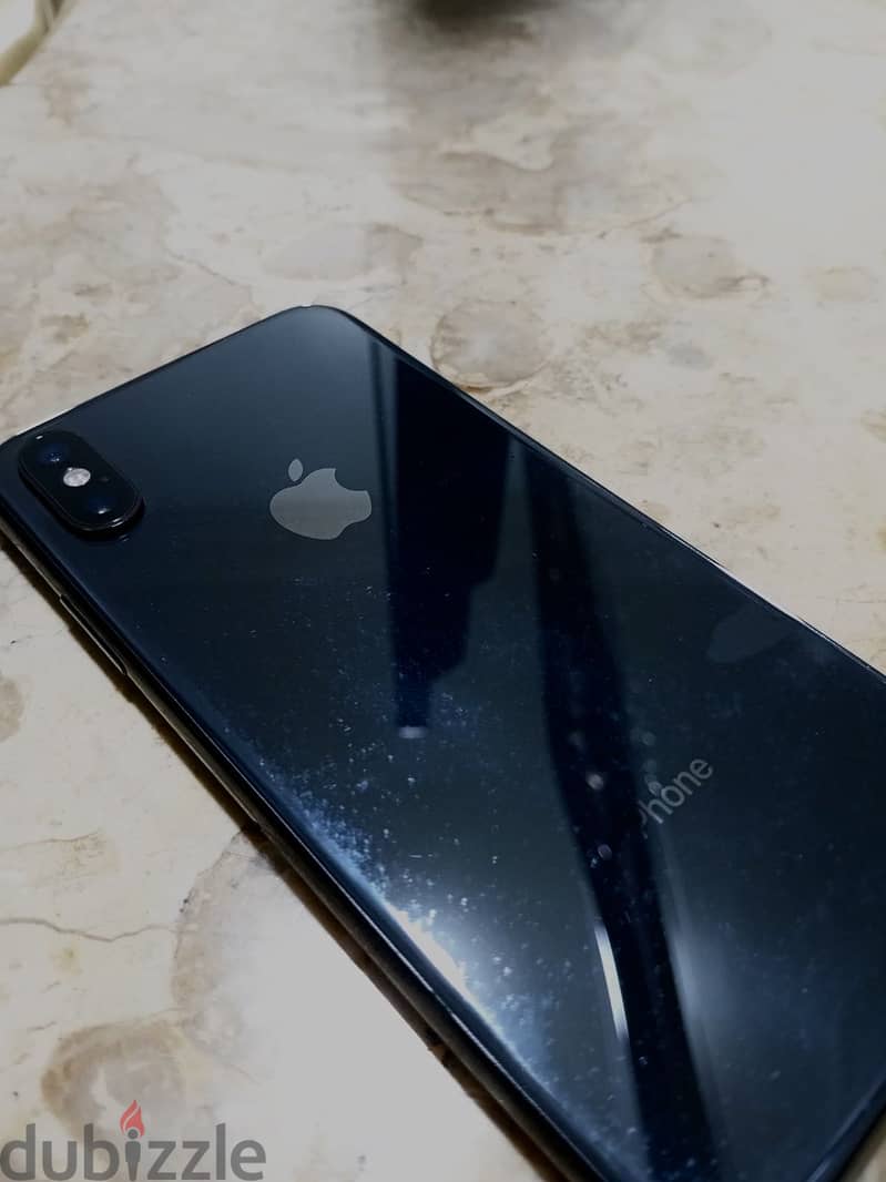 Apple - iPhone XS 1