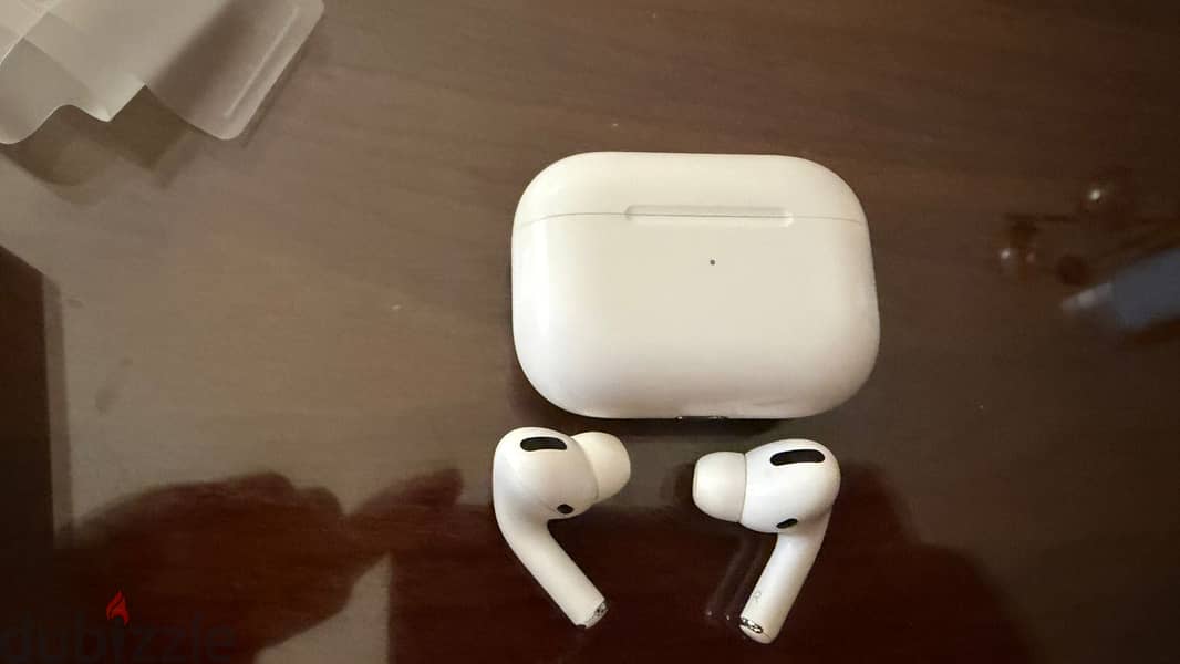Apple Airpods pro 1st generation 5
