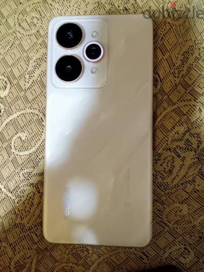 ريلمى موديل اخر