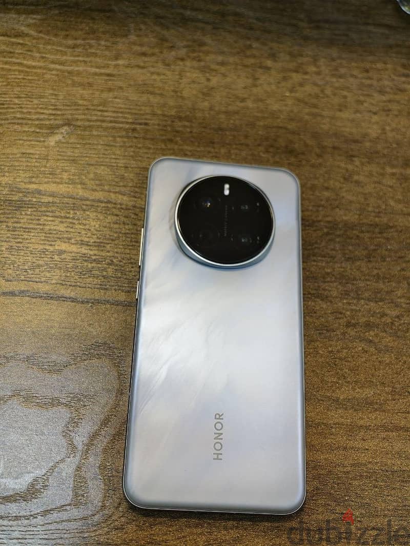 Honor Magic7 1