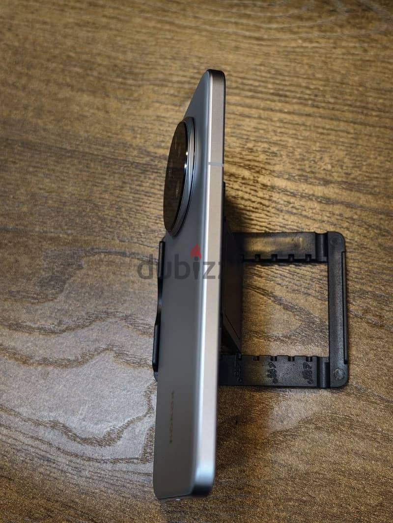 Honor Magic7 4
