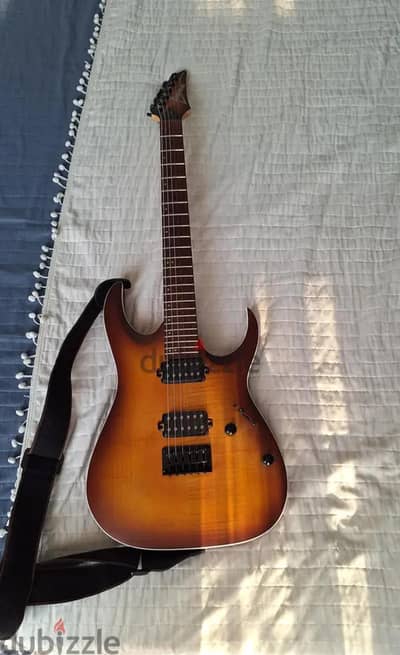 Electric guitar