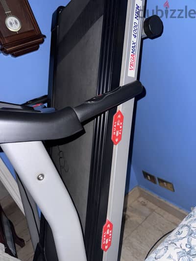 Treadmill vega max 4000
