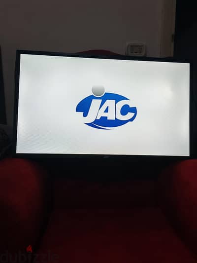 شاشة جاك ٣٢ بوصة استعمال نضيف جدا