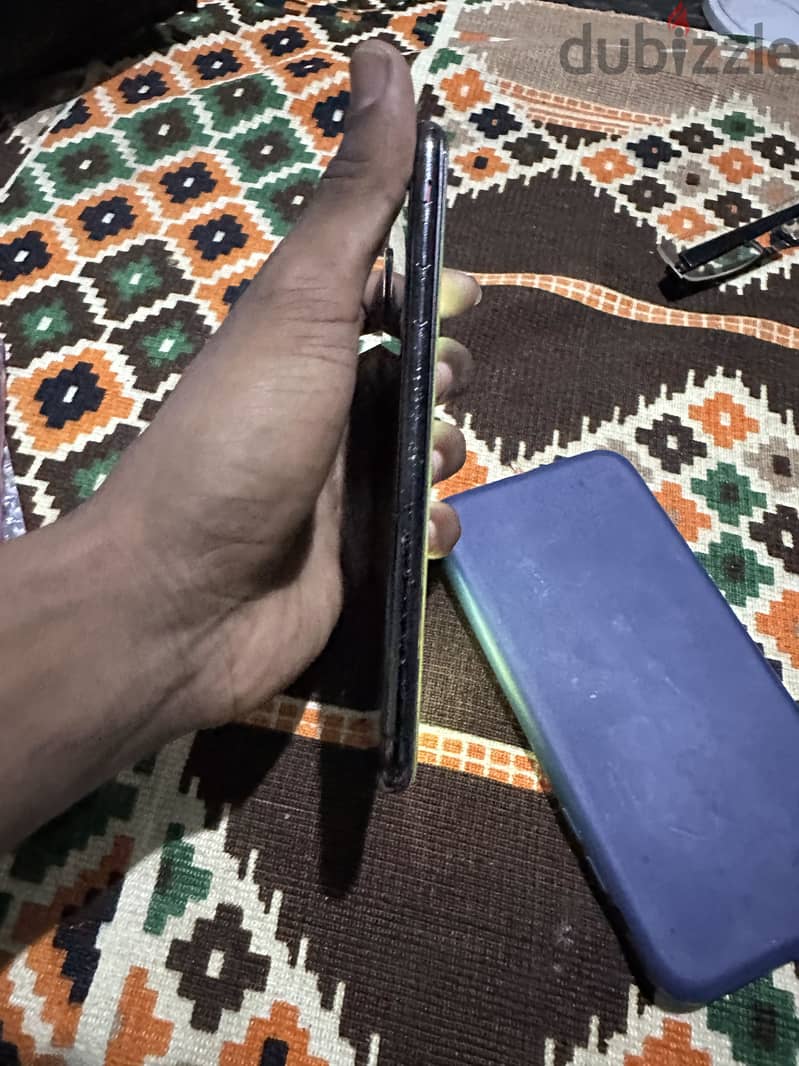 آبل - آيفون اكس اس ماكس 9