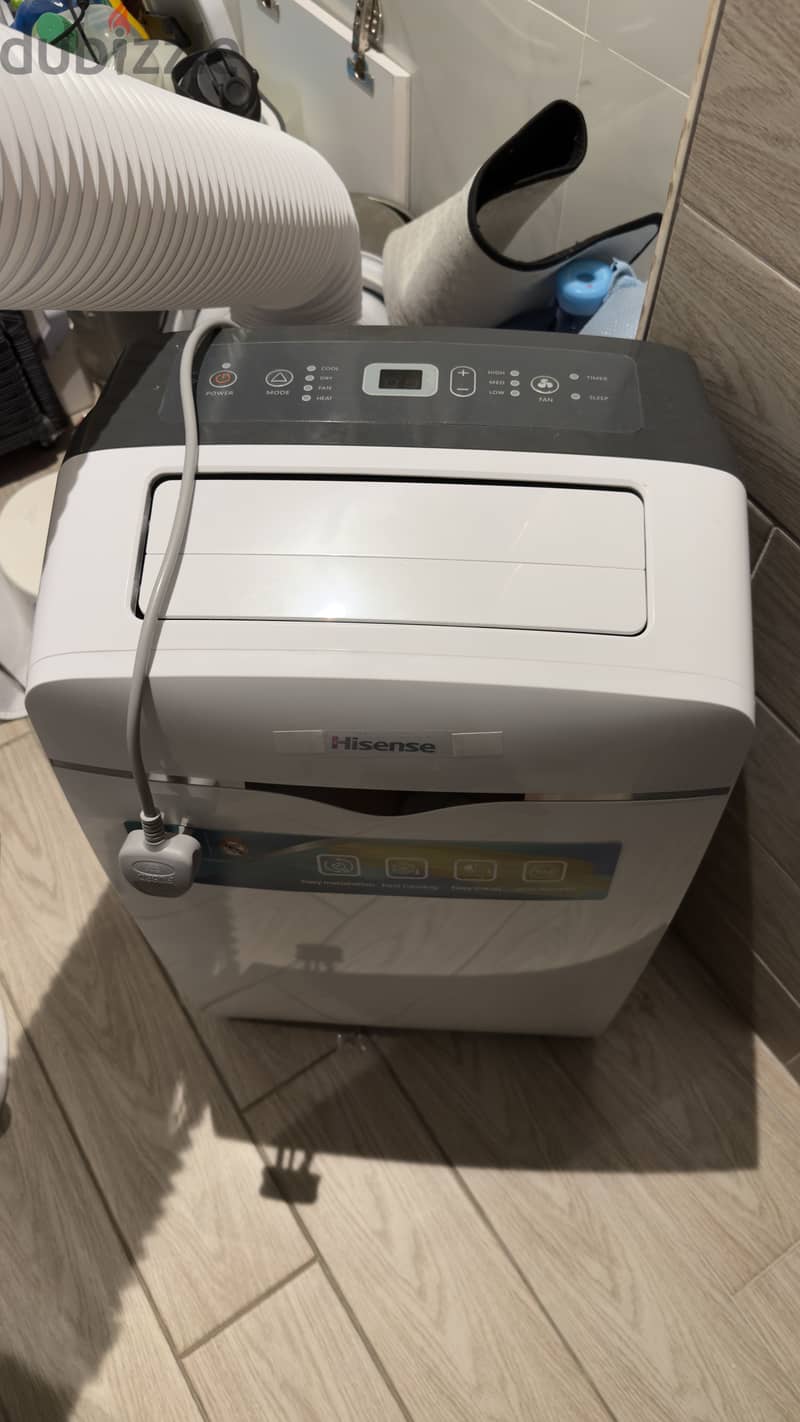 Hisense 1.5 HP hot/cold portable AC 2