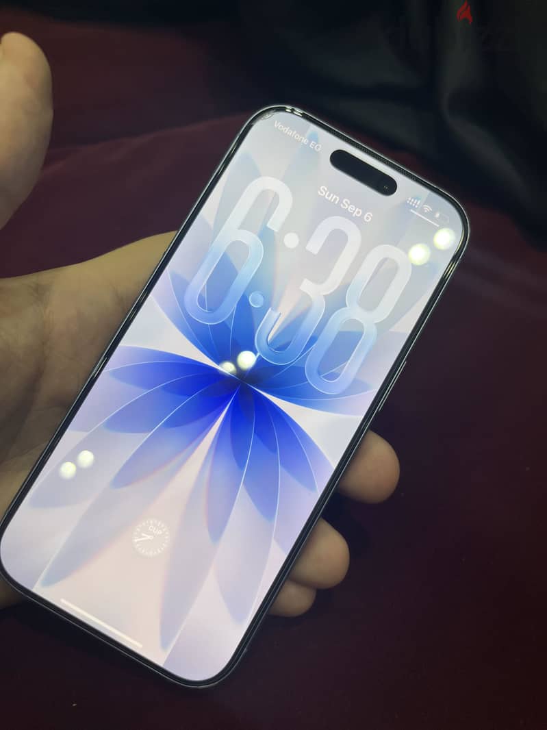 آبل - آيفون 17 5