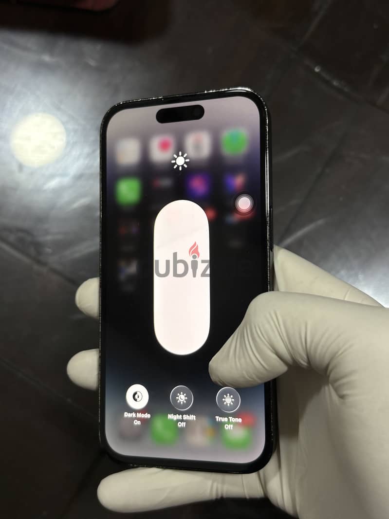 آبل - آيفون 14 برو 7