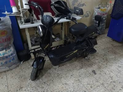 سكوتر النسر. . avia scooter