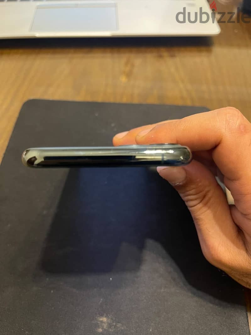 Apple - iPhone 11 Pro 4