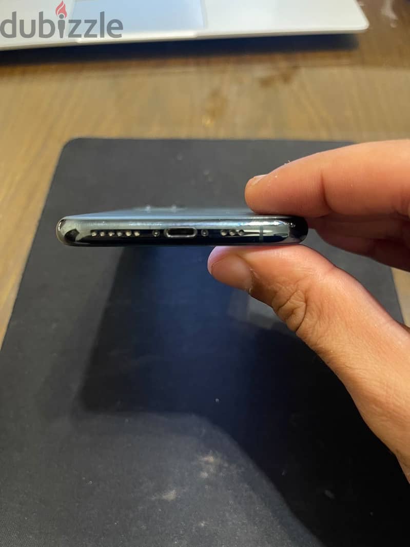 Apple - iPhone 11 Pro 6
