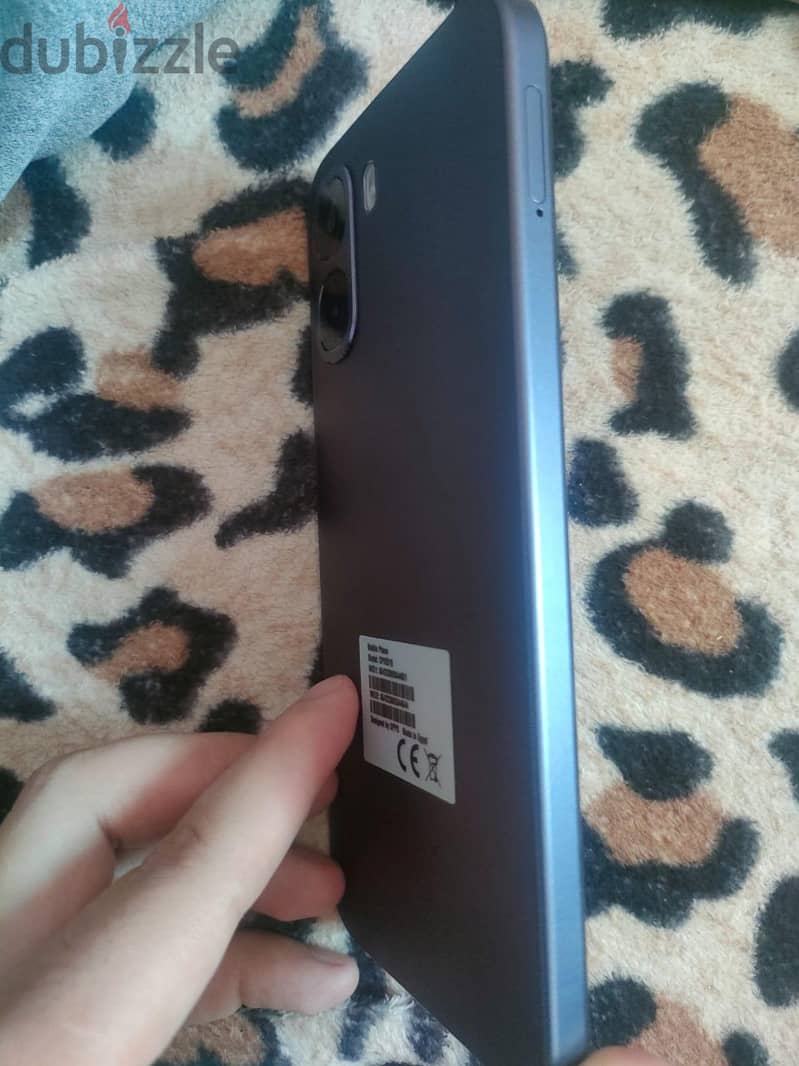oppo a6x 4