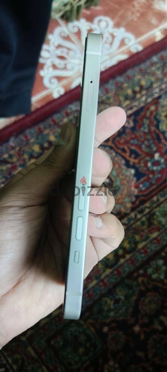 ايفون 13 للبيع 4