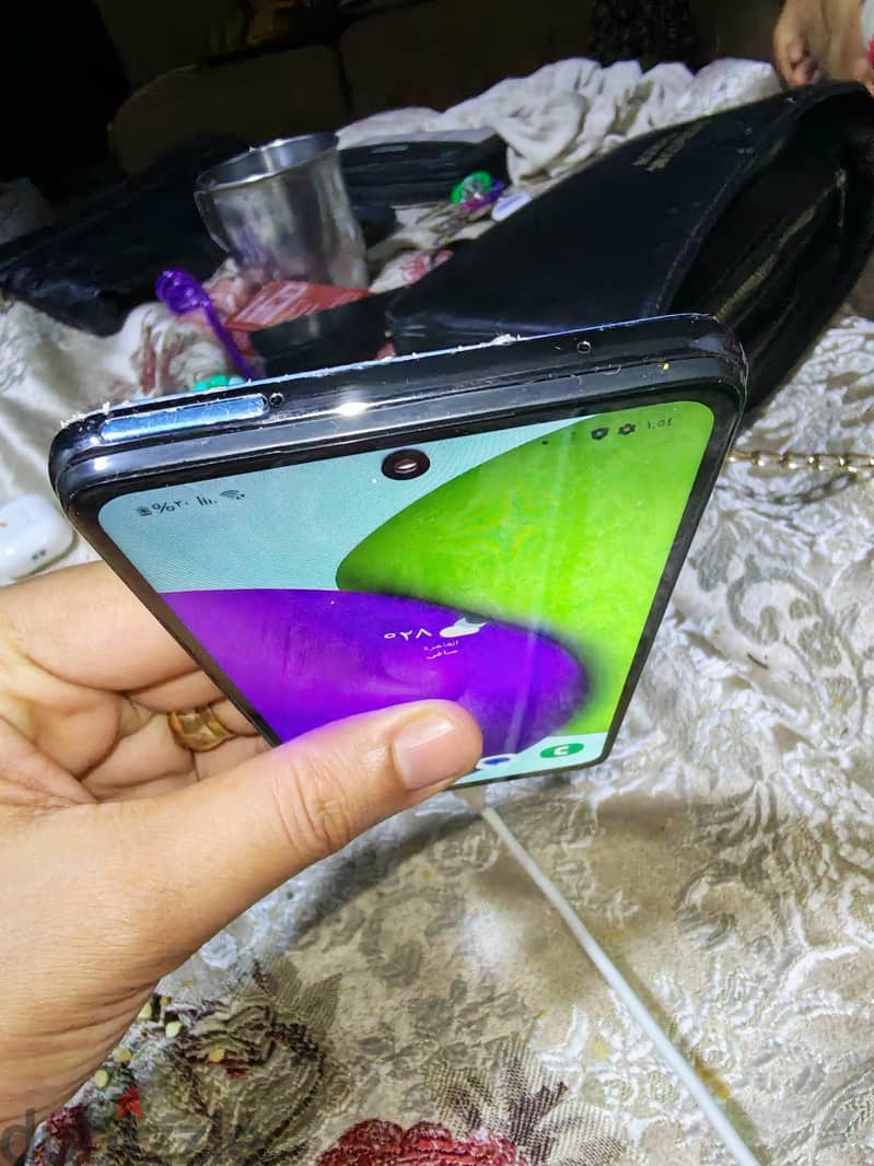سامسونج ايه 52 1