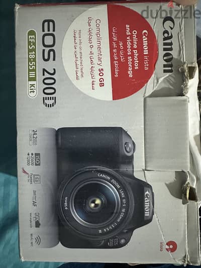 كاميرا canon 200D استعمال خفيف جدا تكاد تكون جديده