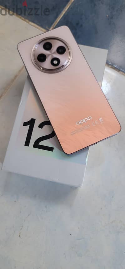اوبو رينو 12 اف