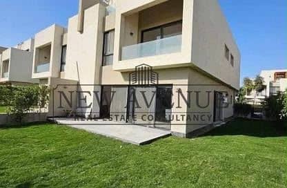 Twin house for sale in burouj fully finished delivery 2027