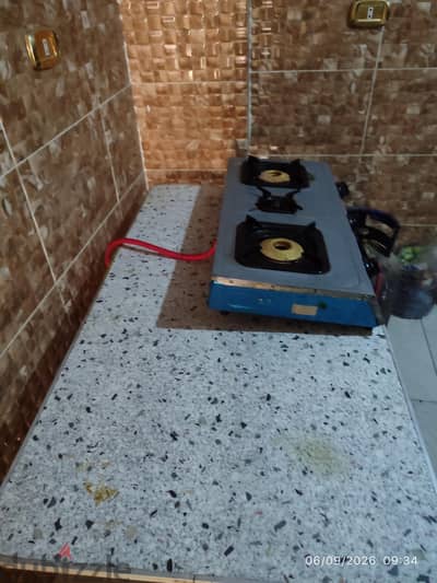 Gas, table and stove for sale