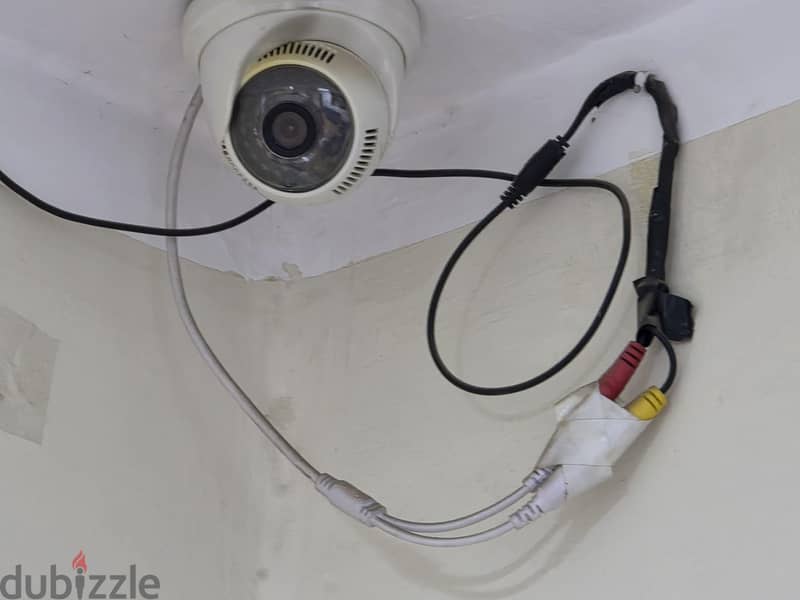 CCTV Hilook DVR Hard 1Tb+4 Cams HD 3
