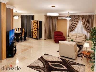 شقه للايجار المفروش في الرحاب 200+70
