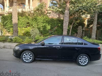 فولكسفاغن جيتا 2014 Volkswagen Jetta أعلى فئة حالة ممتازة مالك أول