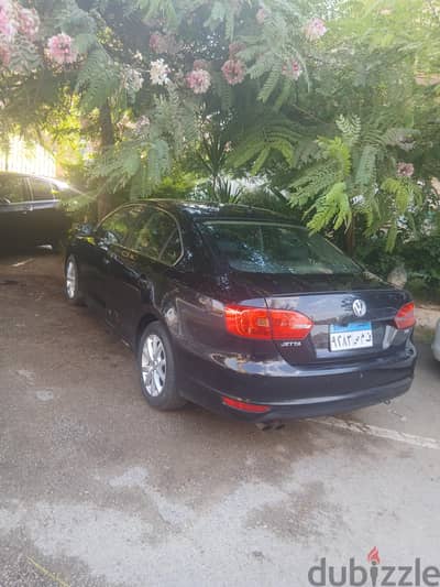 فولكسفاغن جيتا 2014 Volkswagen Jetta أعلى فئة حالة ممتازة مالك أول