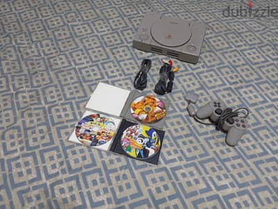 جهاز ps1 للبيع معاه دراع واحد الاصلى وكل الوصلاات بتاعته