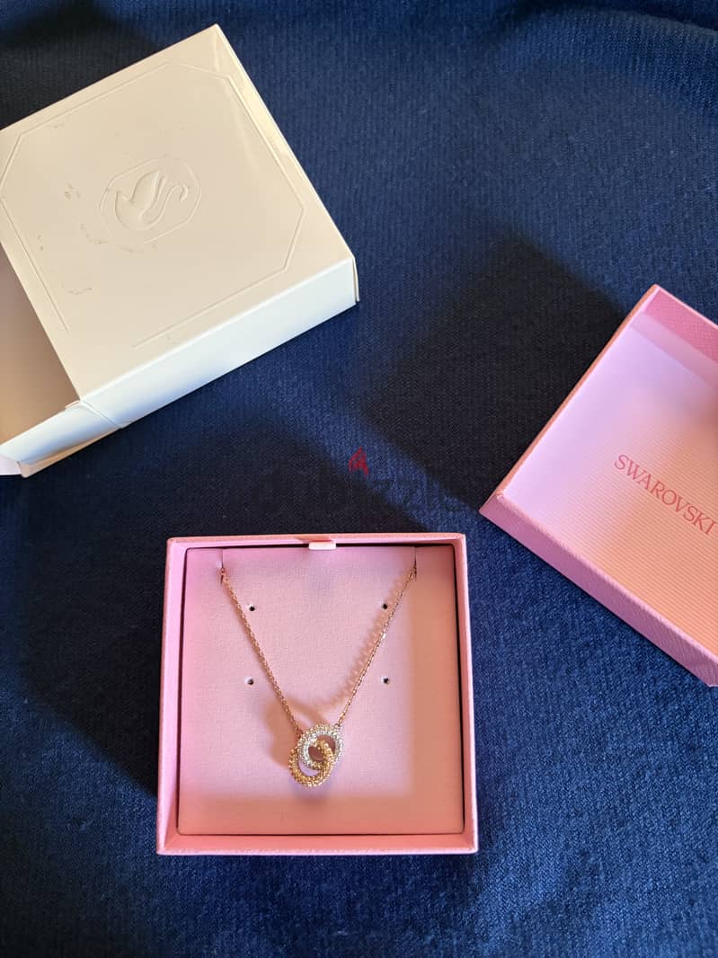 Swarovski Necklace 3