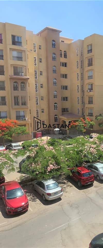 شقة 140م B1 بحري بفيو على وجهتين بالقرب من بوابة النادي والأوبن إير | خالصة كاش | 7 مليون