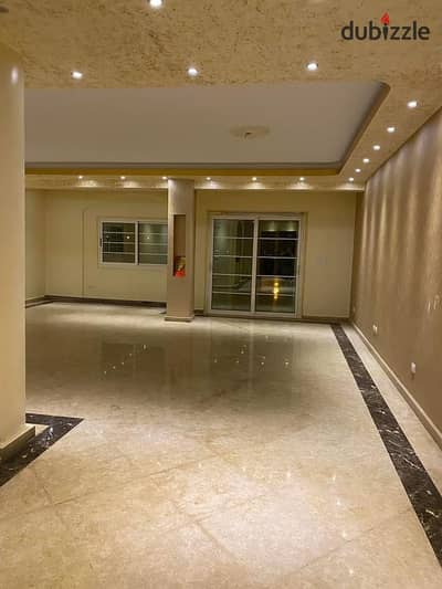 Villa 420 m 4 bedrooms with prime location for Rent in Madinaty