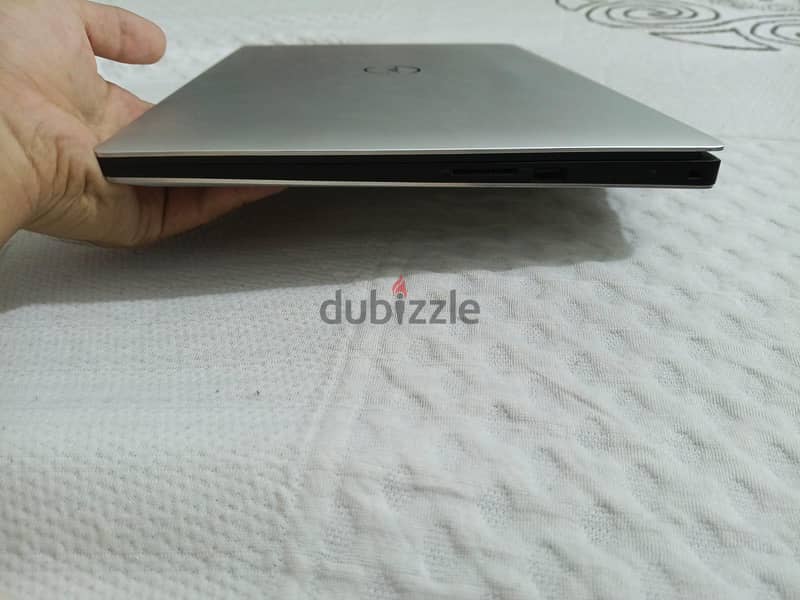 Dell Precision 5540 1