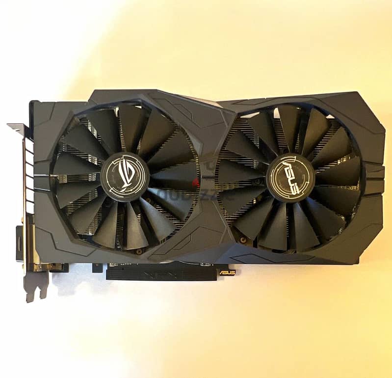 Asus rog Rx 570 1