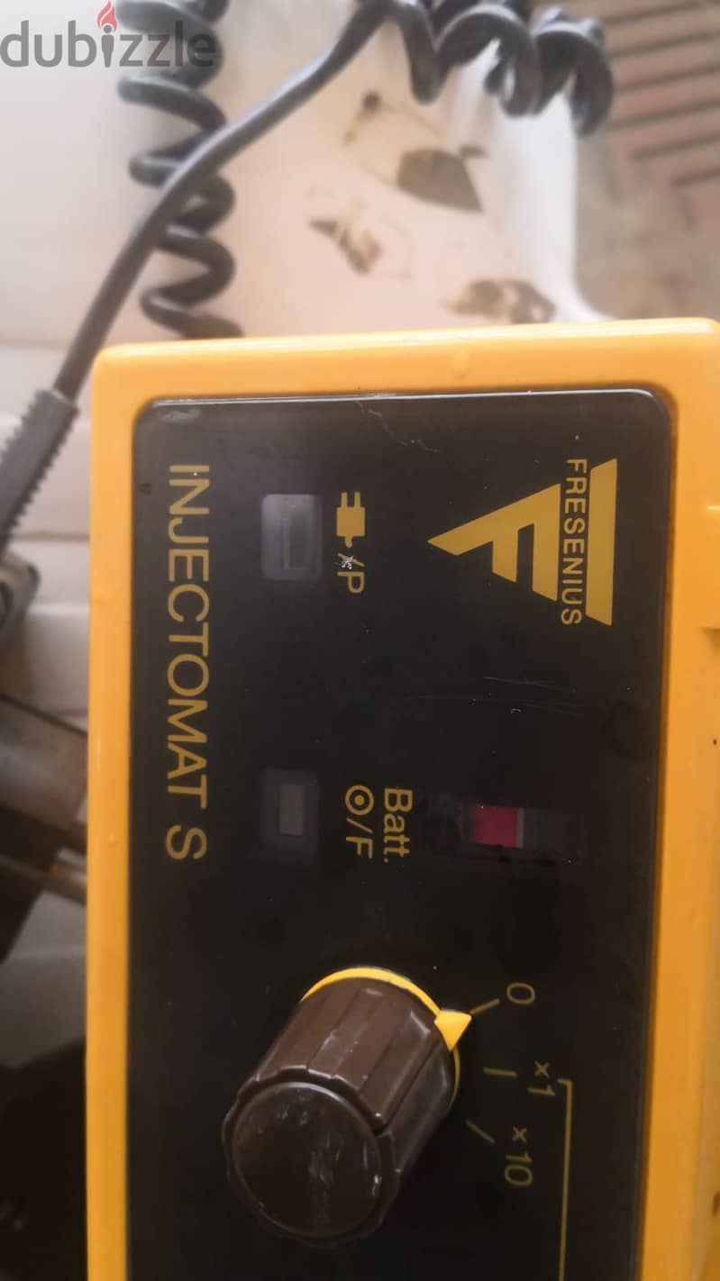 Fresenius Injectomat S syringe infusion pump, designed for precise del 1