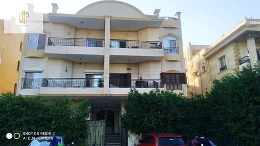 Apartment for sale - Al-Yasmeen 8 | Fifth Settlement A very distinguished location next to Cairo Festival City and Petro Sport Club