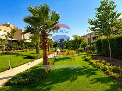 TOWNHOUSE FOR SALE IN THE CROWN | PRIME LANDSCAPE VIEW
